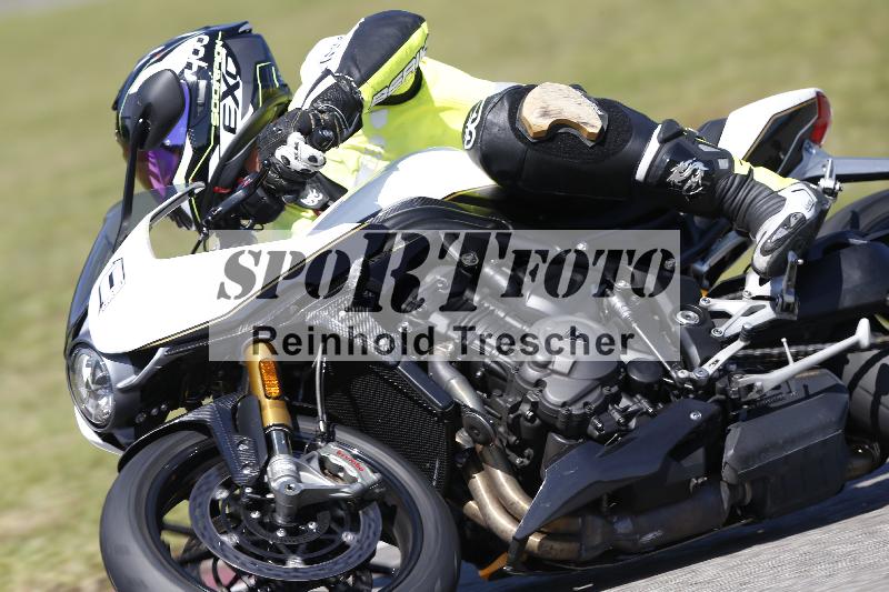 Archiv-2025/48 25.08.2025 Cornu Master School ADR/gruen-vert/0-1